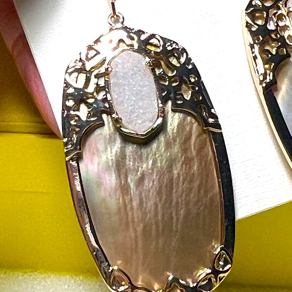 NWT Kendra Scott Deva Earrings Rose Gold Brown Pearl & Iridescent Drusy So RARE! - Picture 10 of 12